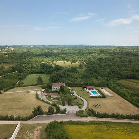 Stancija Cabrunici Exterior foto
