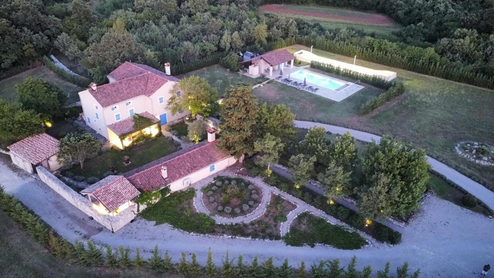 Stancija Cabrunici Exterior foto